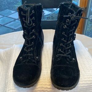 Womens Black Guess Boots